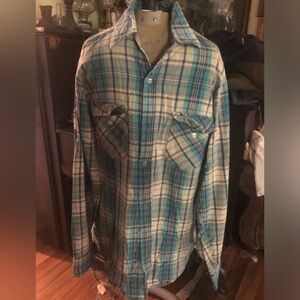 true vintage button down shirt, ,this is from late 70s flannel type shirt
